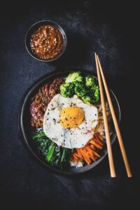 HanNam-Bibimbap (비빔밥) – Món cơm trộn đặc trưng của ẩm thực Hàn Quốc