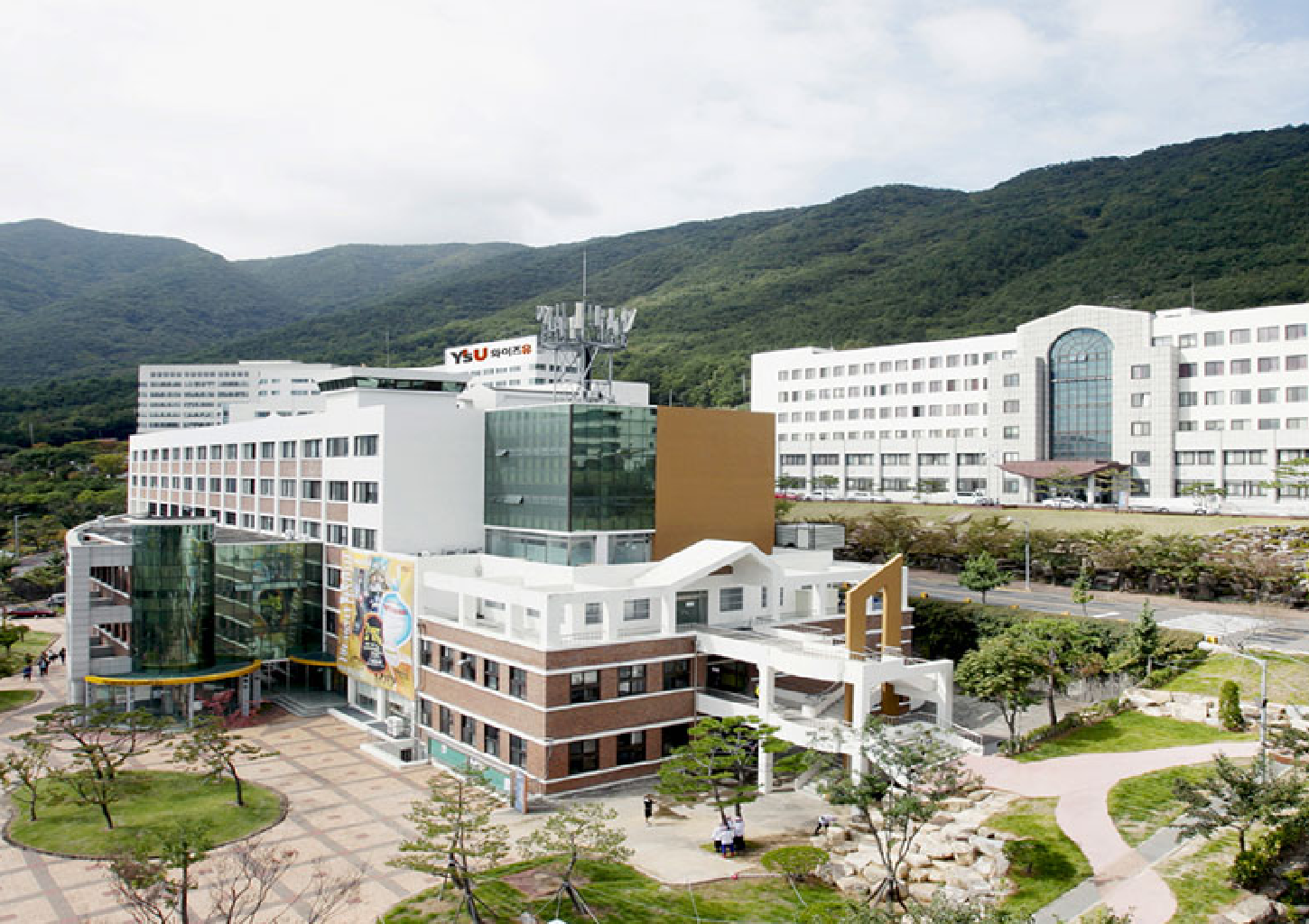 Youngsan University